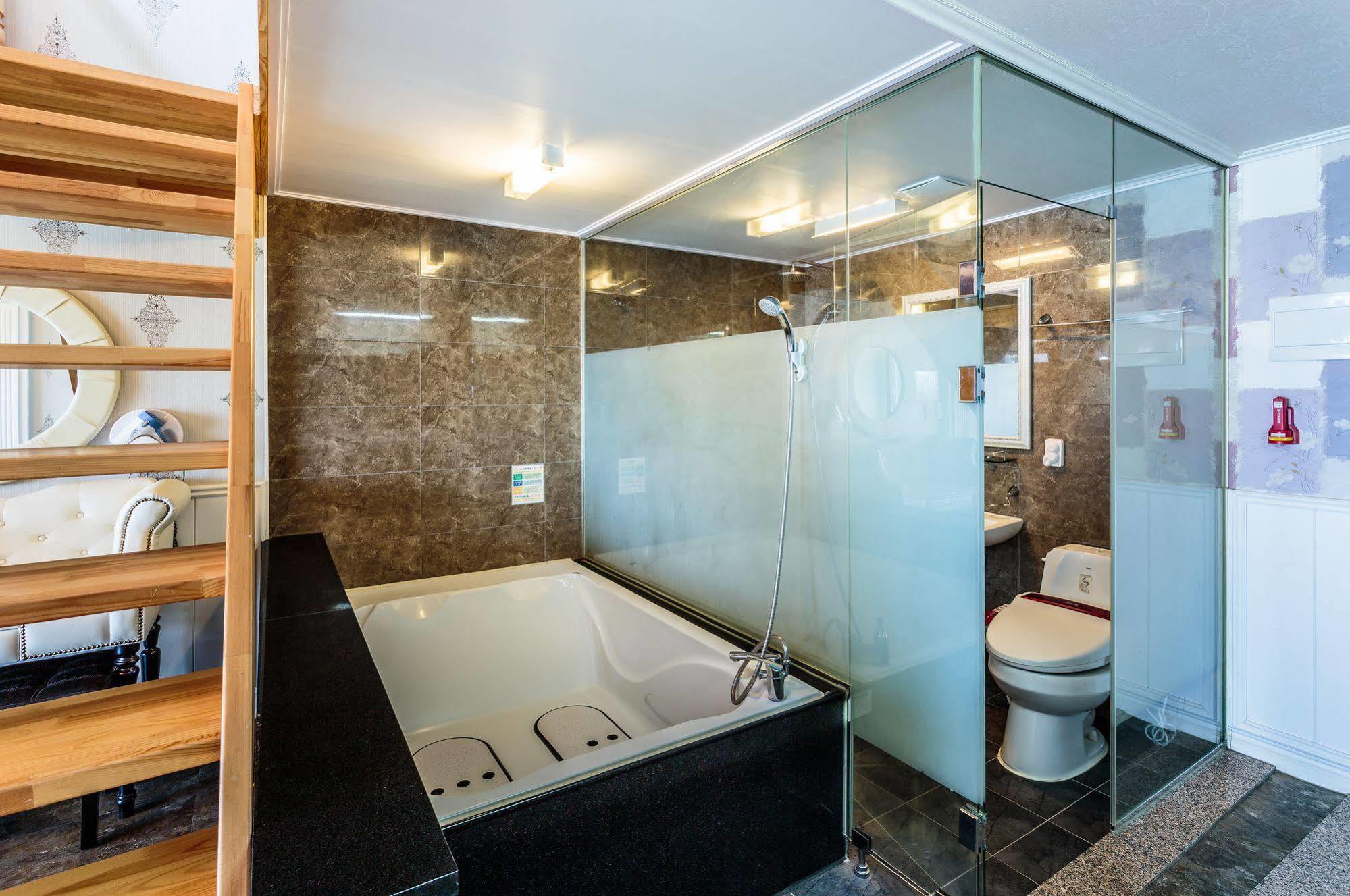 Cadelhas Hotel Jeju Eksteriør billede